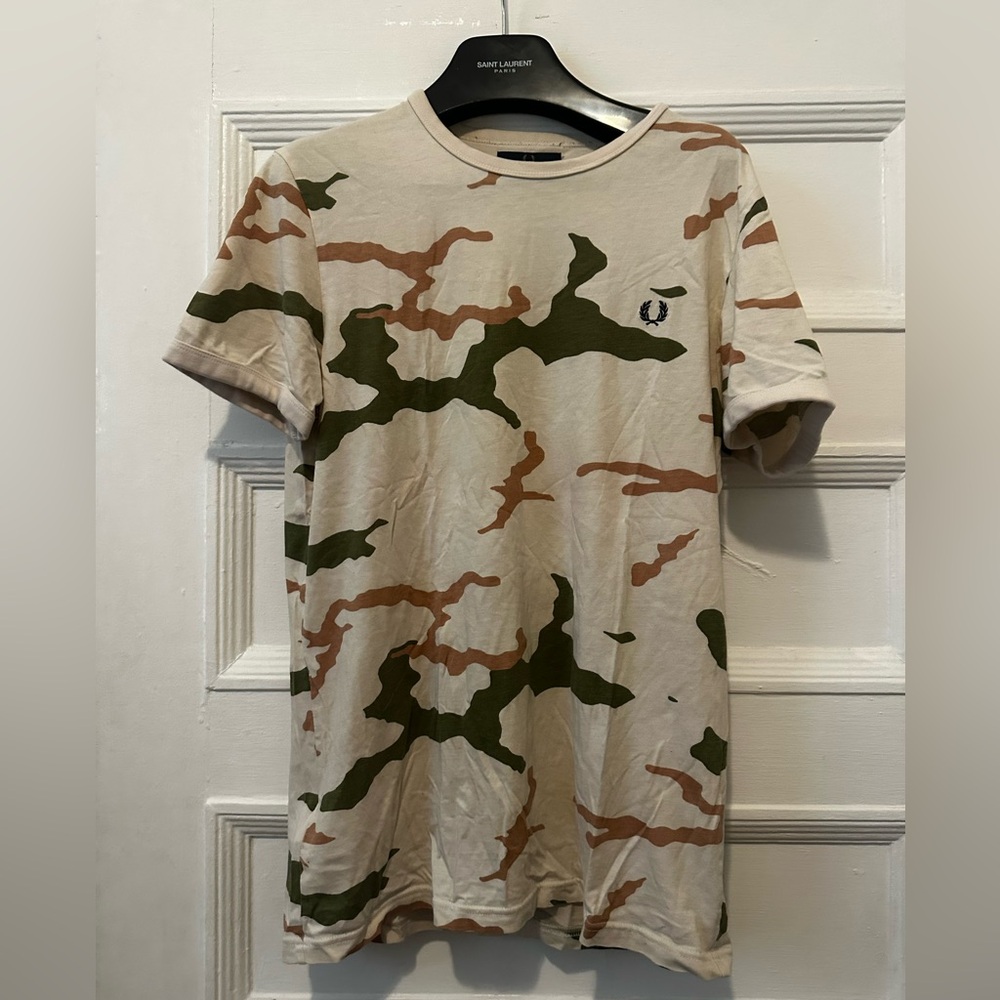 Fred perry t shirt